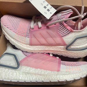 Adidas Ultraboost 19  sneakers in size 8